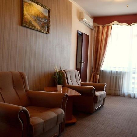 Hotel Perlyna Ars Стрий Екстериор снимка